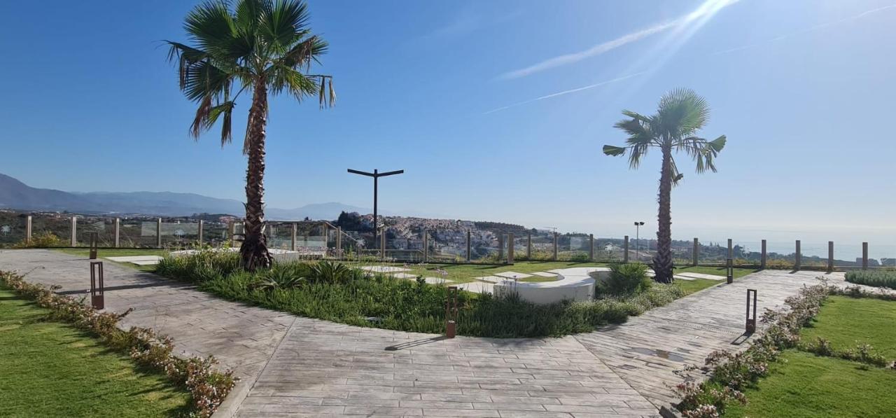 Small Oasis - Appartement 6 Personnes مانيلفا المظهر الخارجي الصورة